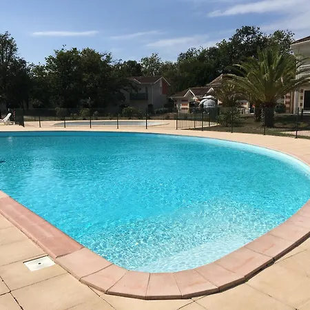 Rêves D'océan Familiale Calme Piscine Et Pataugeoires Partagées 800 M Du Bord De Surf Skate Park * Soulac-sur-Mer
