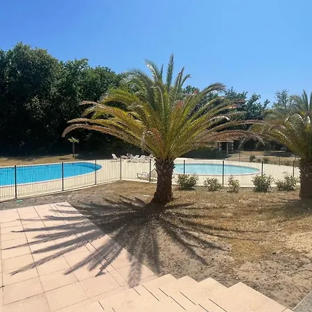 Rêves D'océan Familiale Calme Piscine Et Pataugeoires Partagées 800 M Du Bord De Surf Skate Park * Soulac-sur-Mer